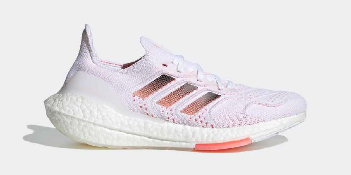 Ultra Boost系列：Adidas打造的跑鞋藝術品